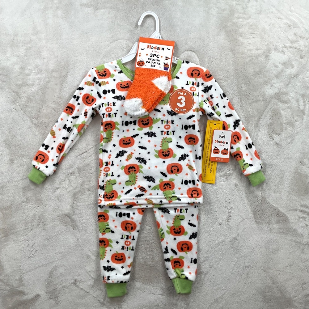 Modern Kids Halloween Velour Pajamas Set 3PC Pumpkin Dino Socks 2T NEW